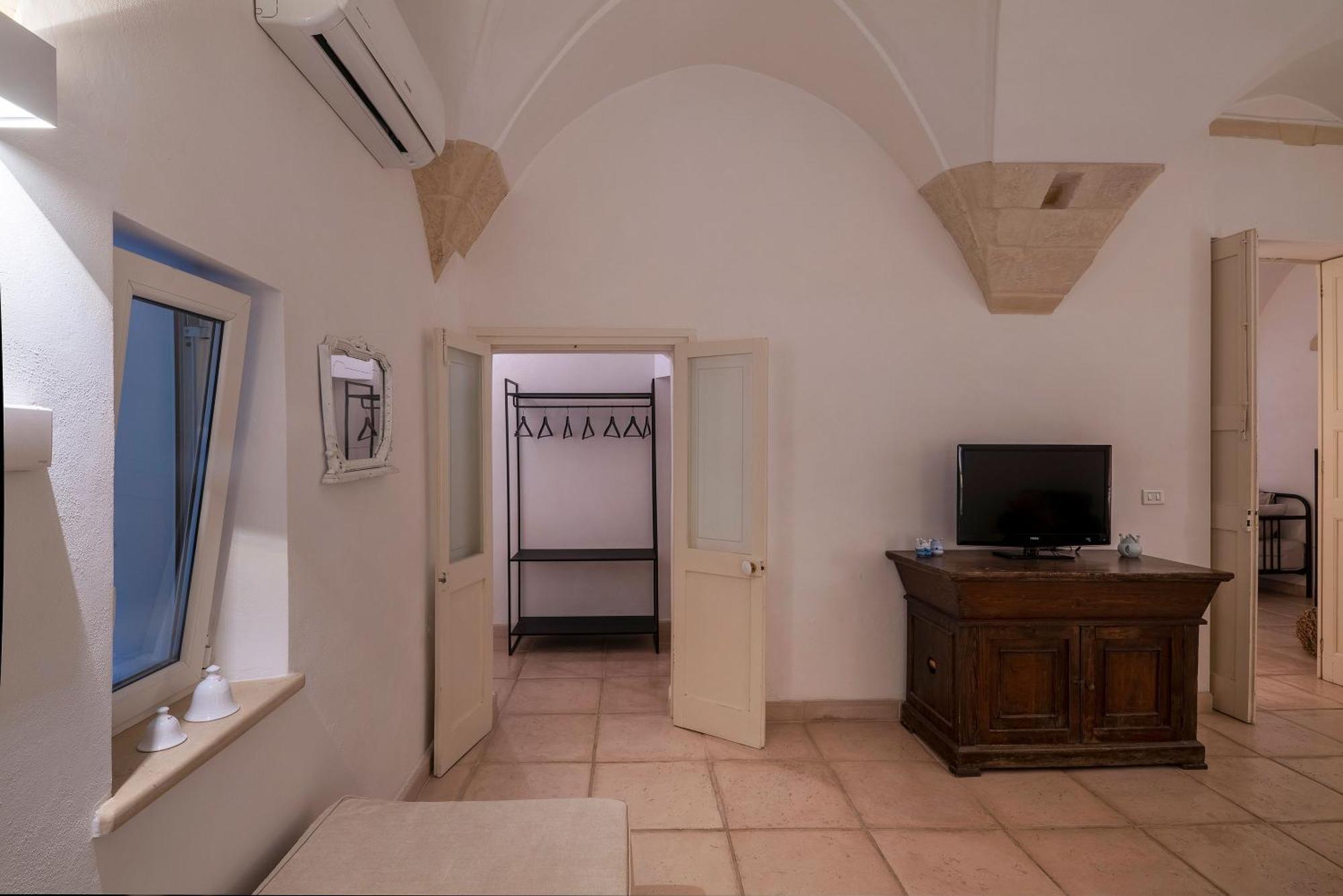 Corte Dei Romiti Apartment - Lecce Selection Exterior foto